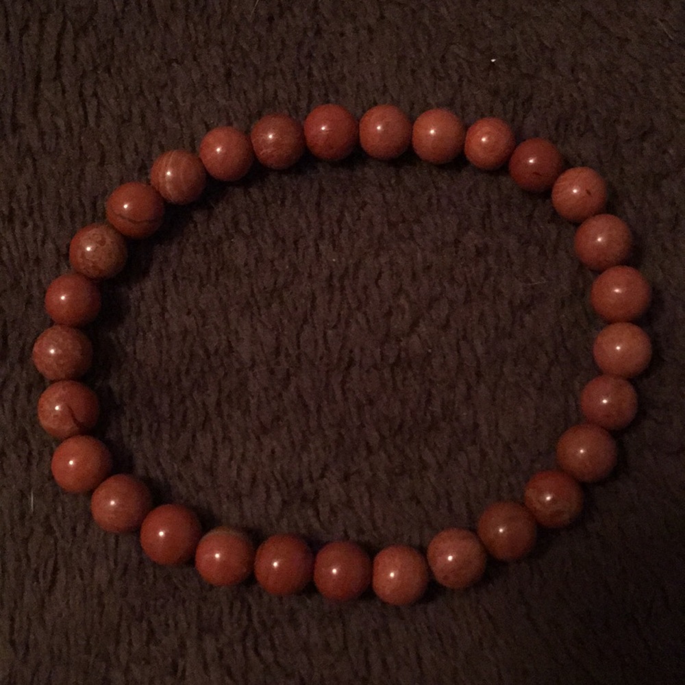 Bracelet  dark red beads